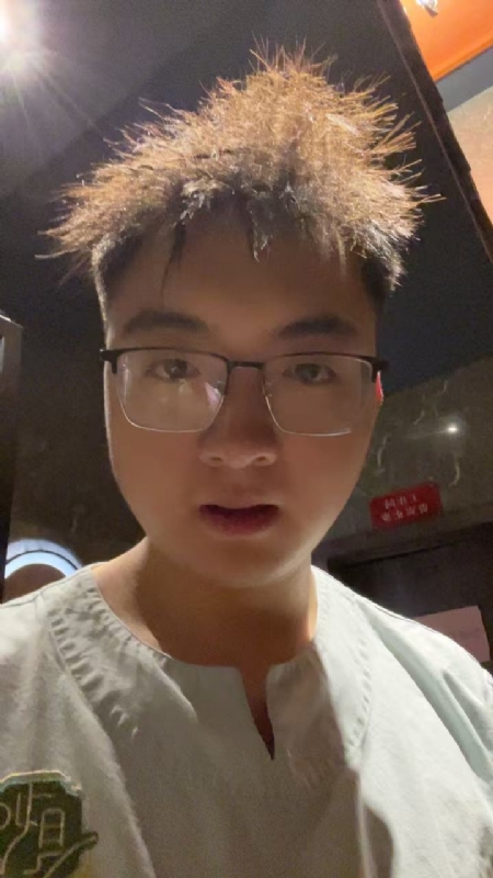成熟稳重的男士的第一张照片--金华中老年相亲网